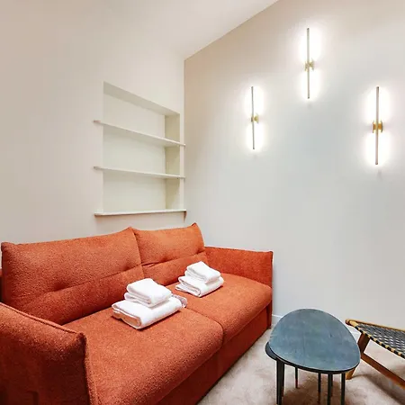Chic And Cosy-canal Saint Martin Apartment Paris